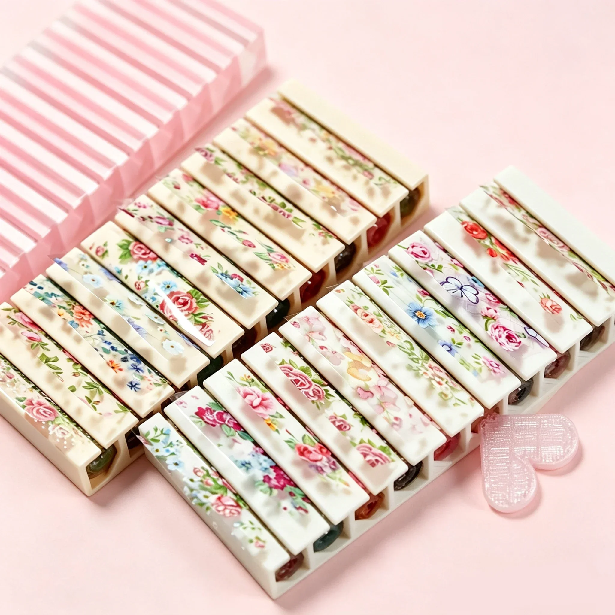Kotak Penyimpanan Foil Bintang - Nail Art Simple ulasan dan harga